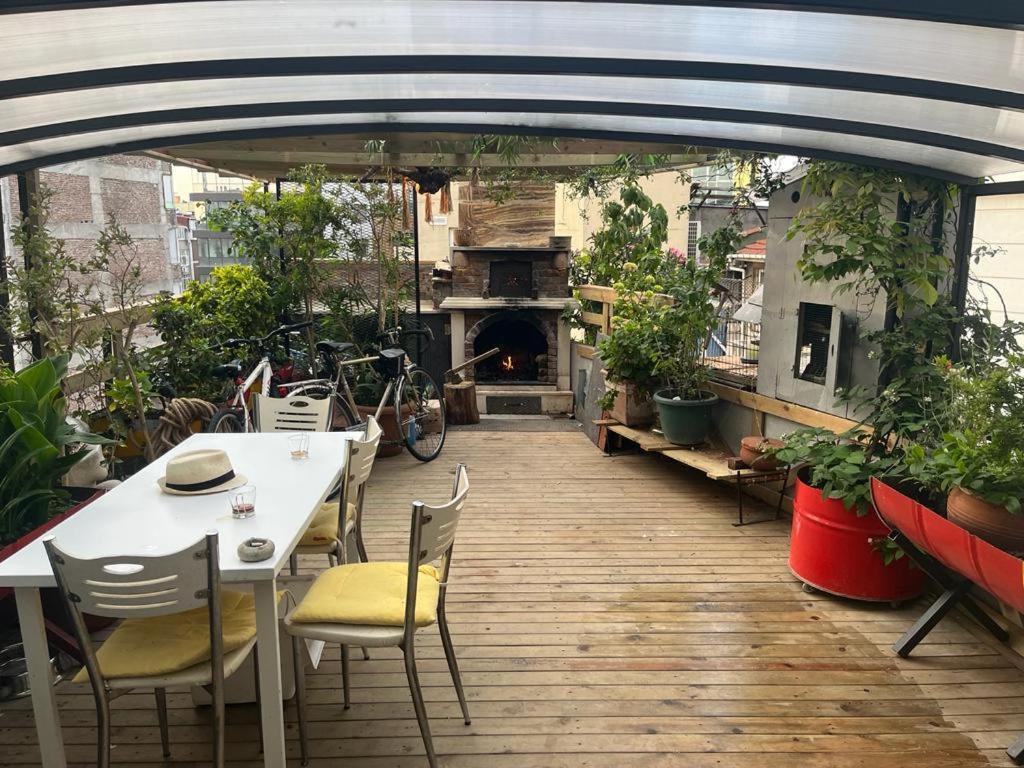 Central Apartment Kadikoy Terrace Bbq Close 2 Block Ferry Bull Metro Nighlife Estambul Exterior foto
