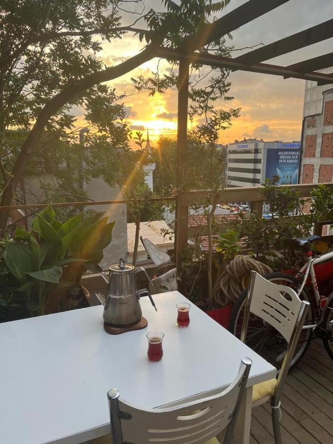 Central Apartment Kadikoy Terrace Bbq Close 2 Block Ferry Bull Metro Nighlife Estambul Exterior foto