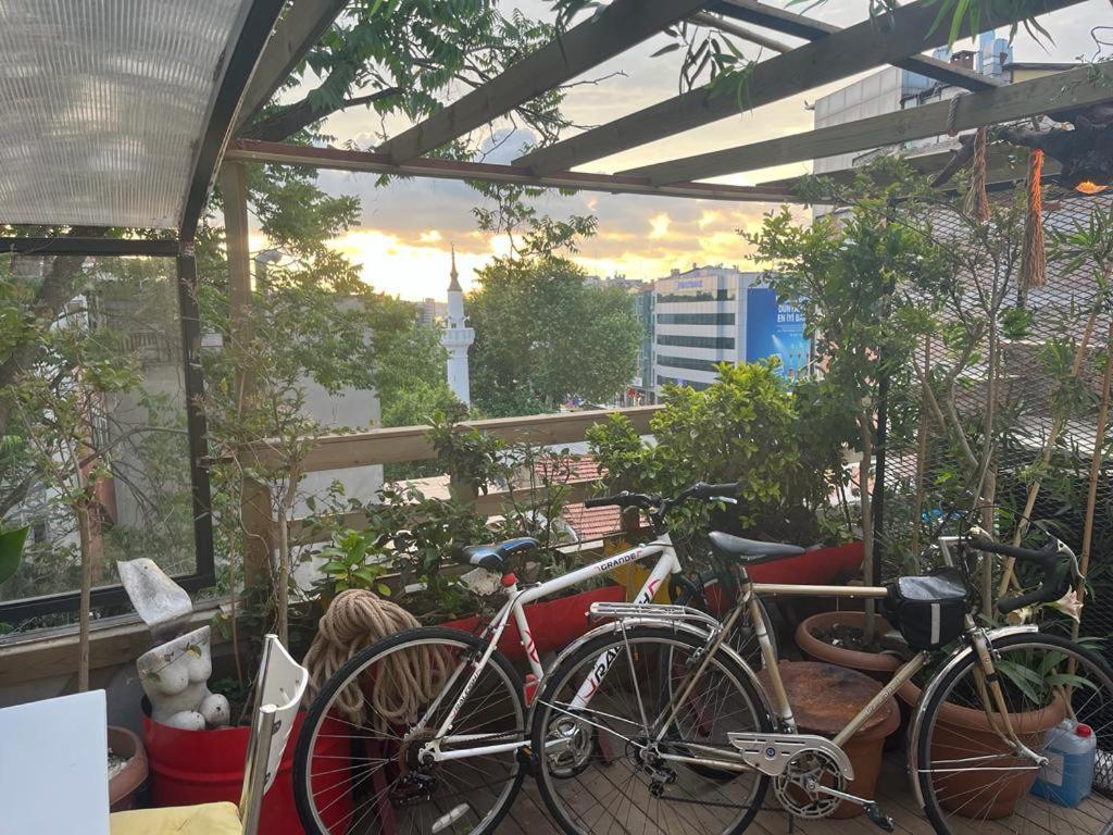 Central Apartment Kadikoy Terrace Bbq Close 2 Block Ferry Bull Metro Nighlife Estambul Exterior foto
